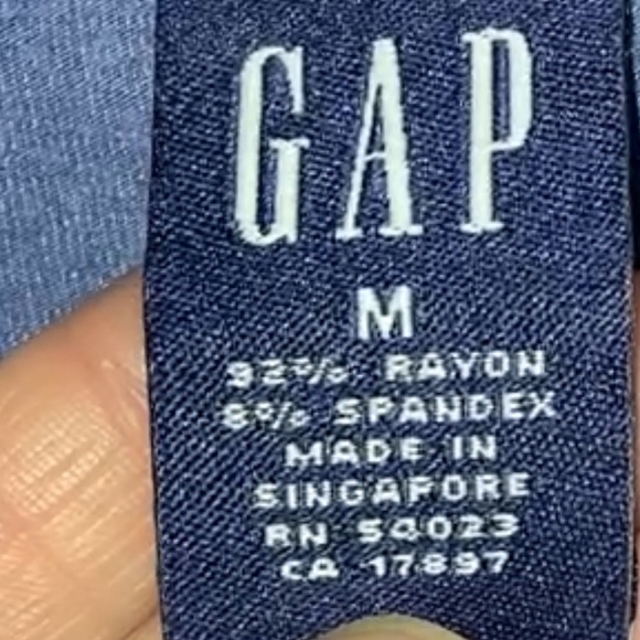 🔥DEAL Gap Top, Size Medium, quarter length sleeve, blue - Picture 6 of 6